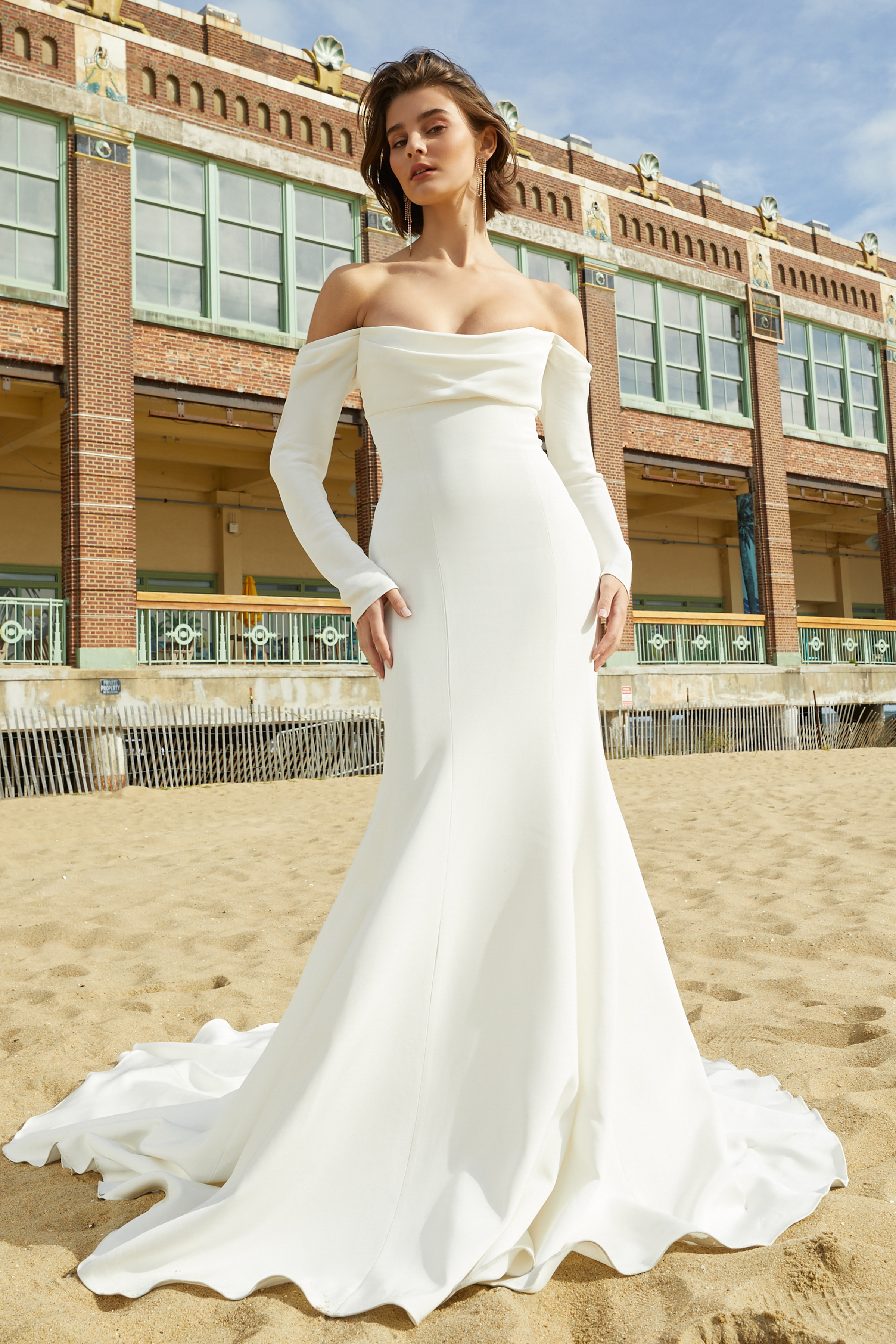 Discover Dreamy Deals On Stunning Wholesale lace cape wedding dress 