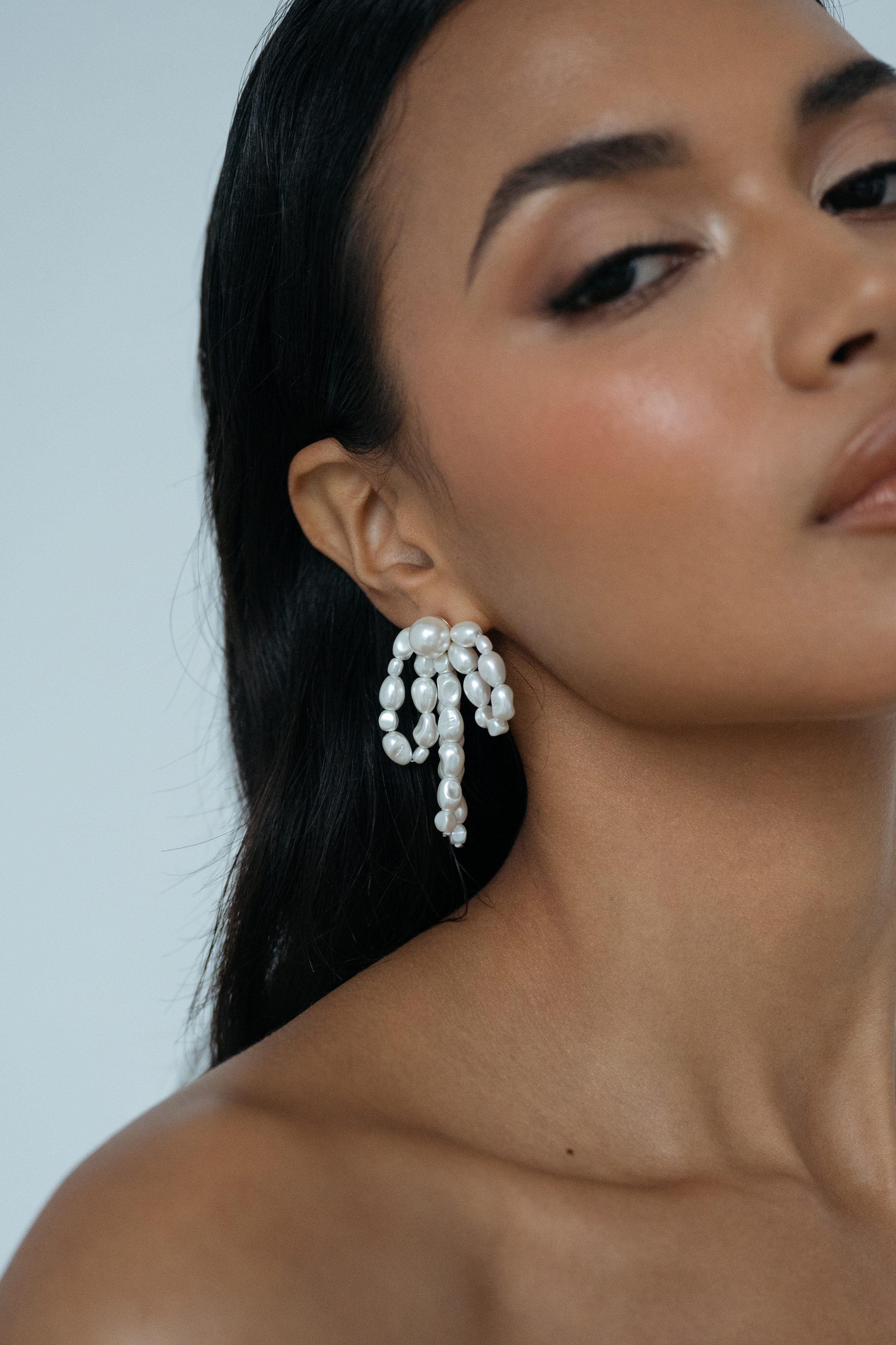 Suki Pearl Bow Earring by Jenny Yoo Shop Online Now
