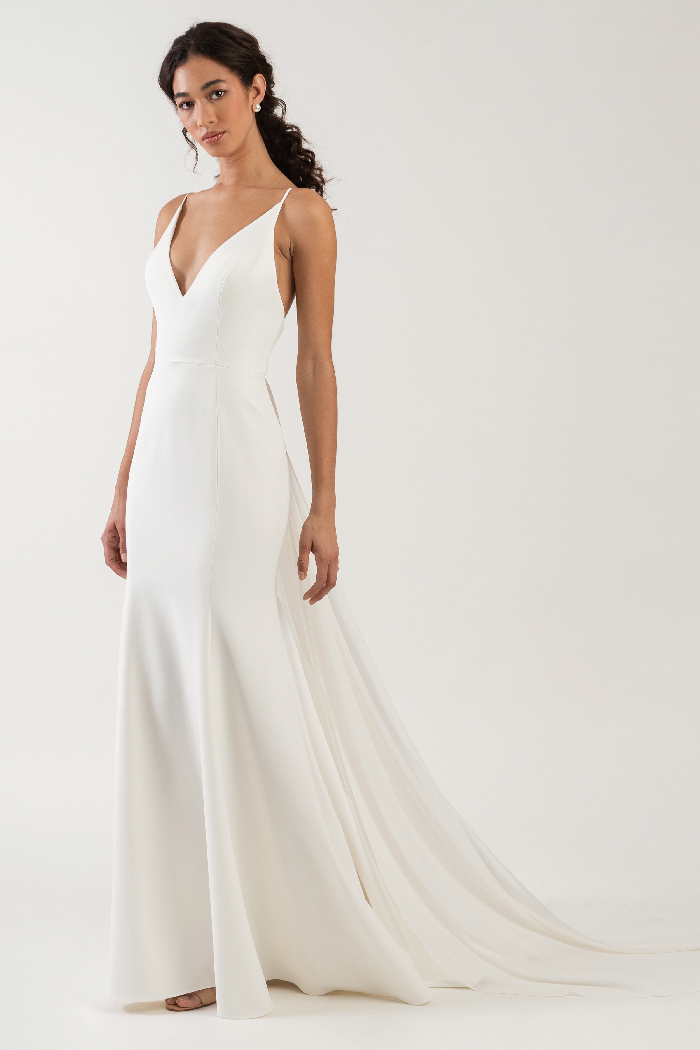 curve dresses for wedding guest
