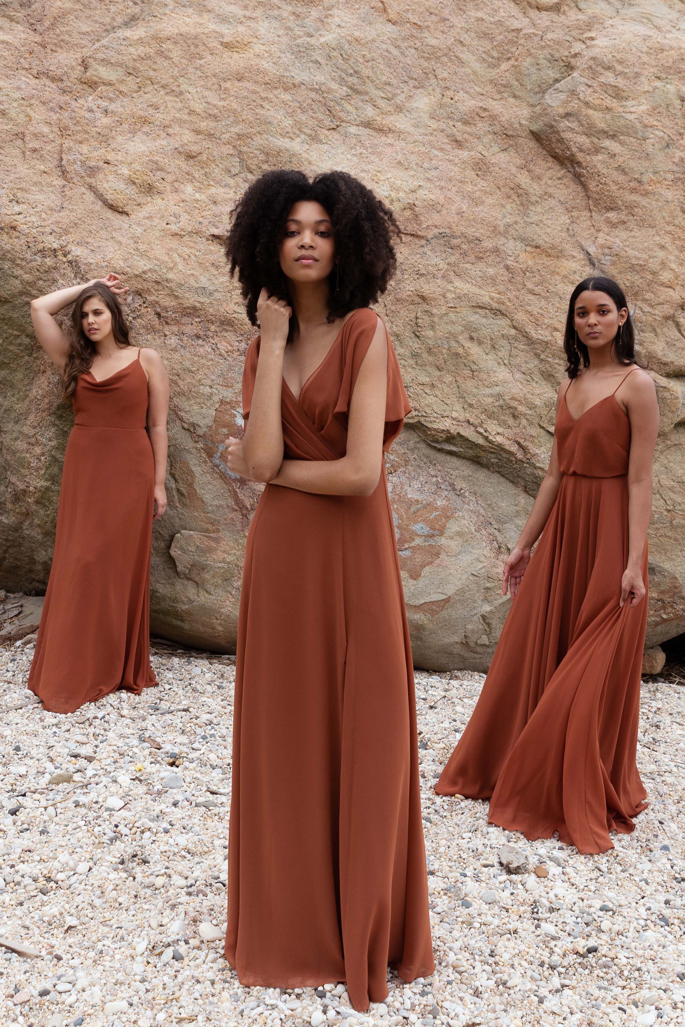 The Best Bridesmaid Dress Colors for Fall Weddings