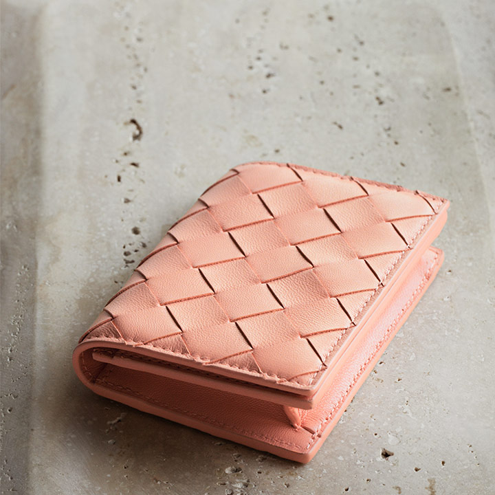  Sale The best designer bags, shoes & accessories on sale