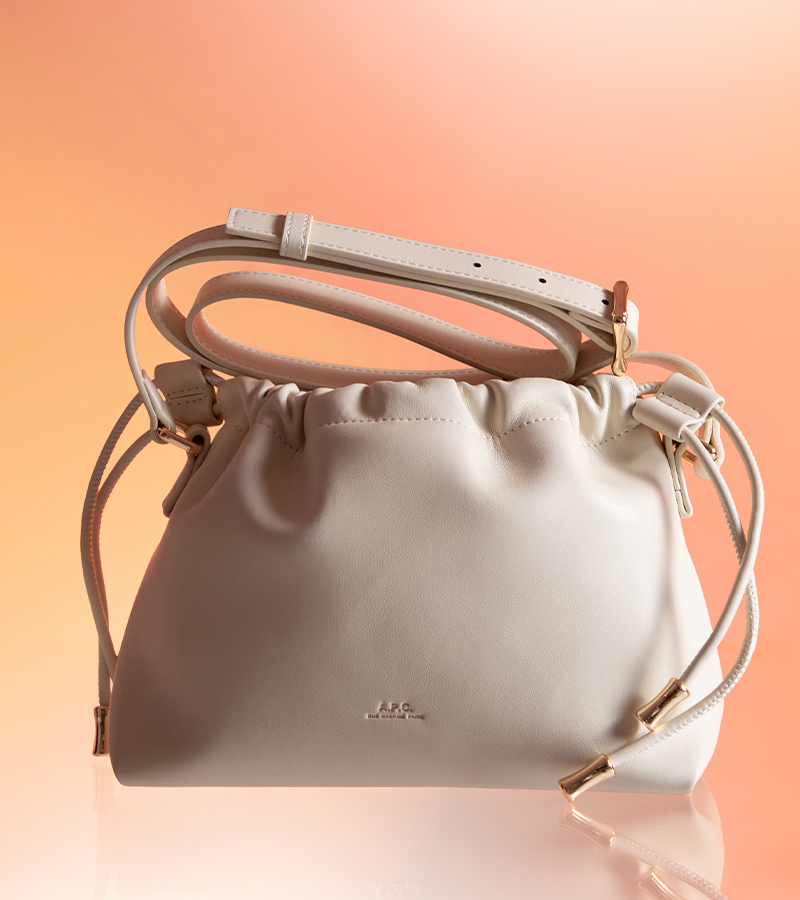 Clean Bags. Soft Tones.