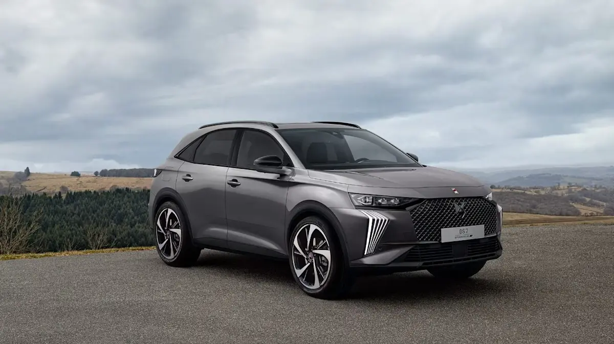 DS 7