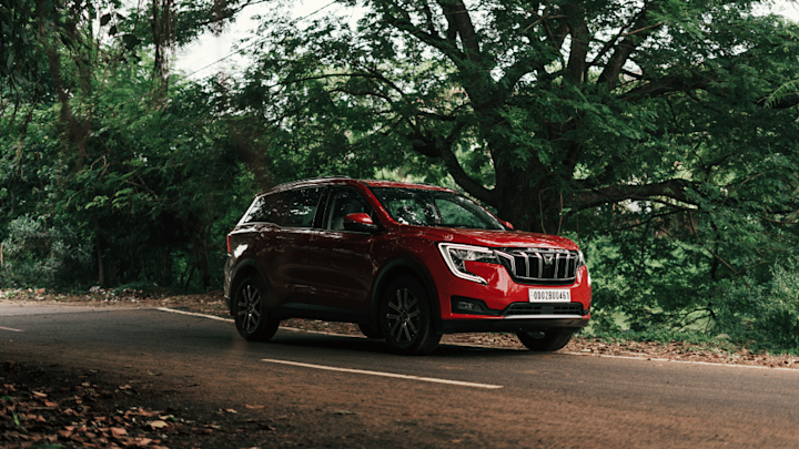 Samochód typu SUV używany na ulicy