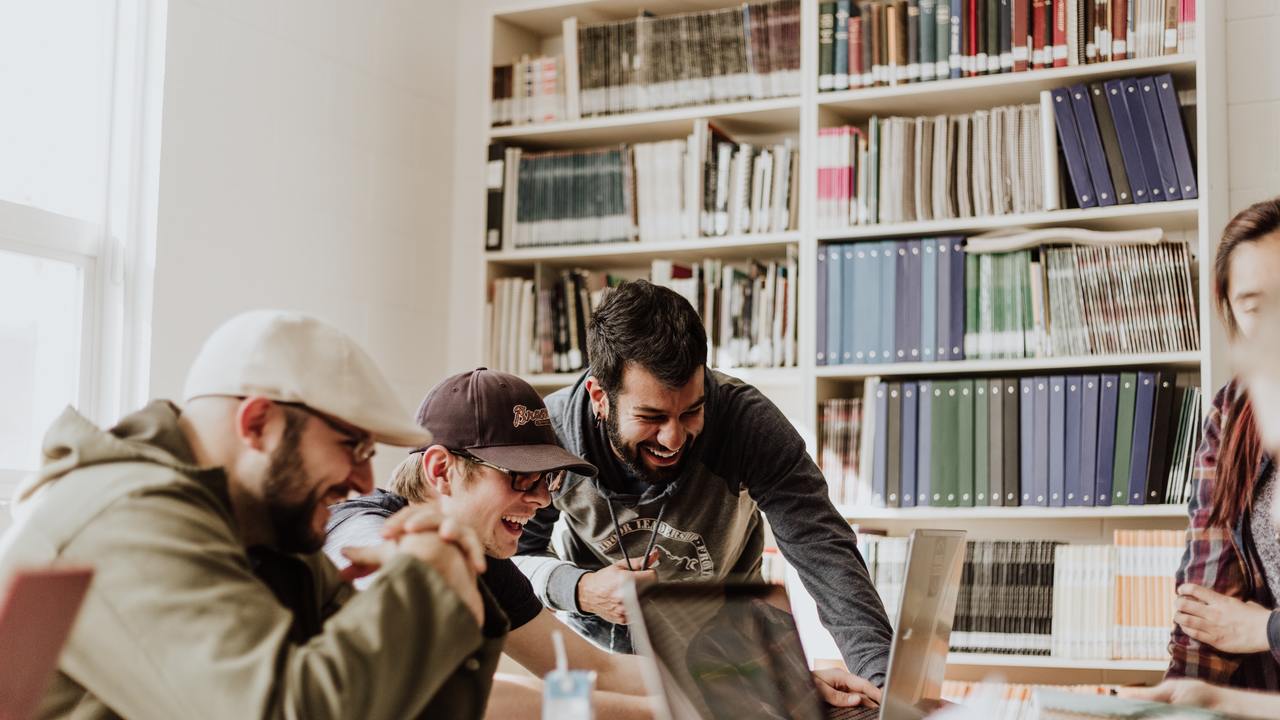 Jóvenes Propietarios: 5 preguntas y respuestas sobre este programa del Gobierno