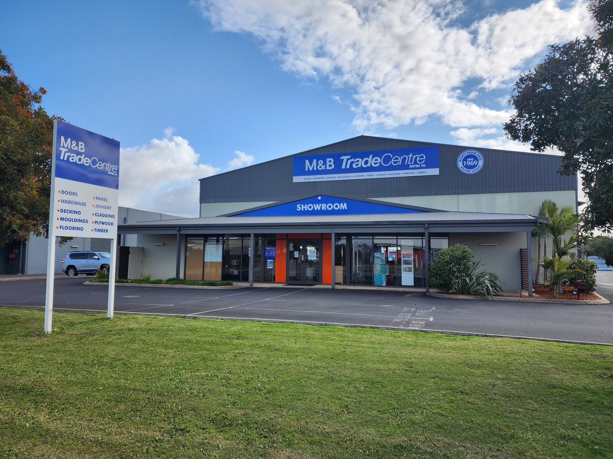 M&B Mitre 10 Bunbury