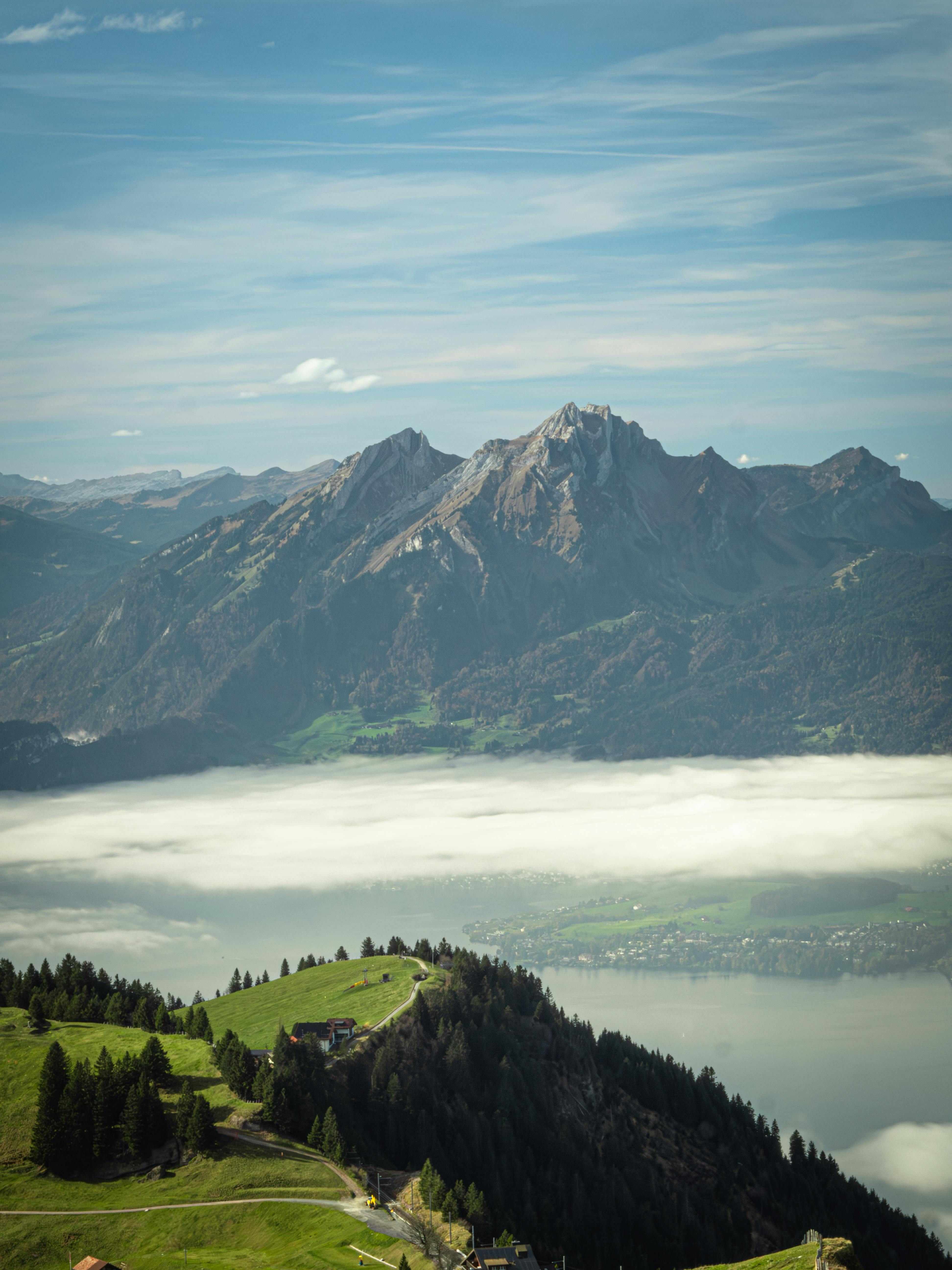 皮拉圖斯山（Pilatus）