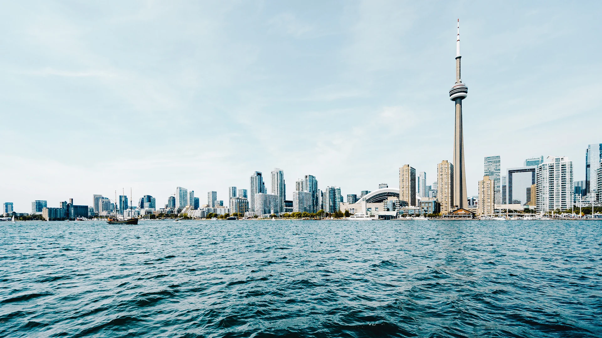 Toronto_rawpixel430624-news