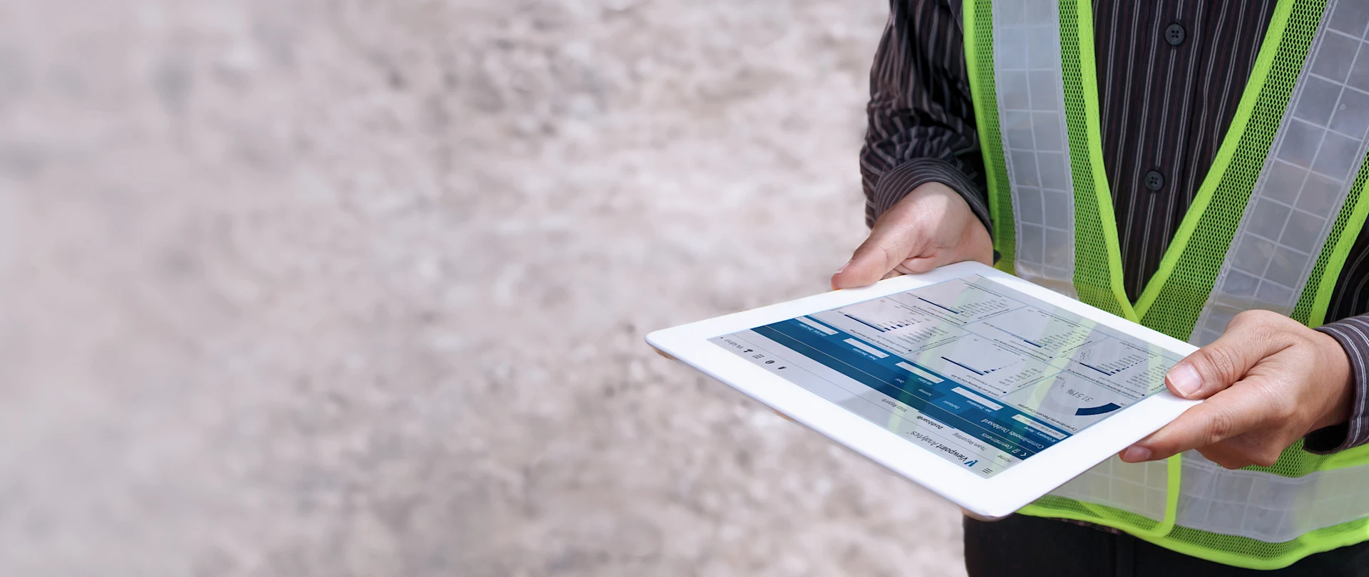 Trimble Analytics Page - Data insights, anywhere - Hero - Image