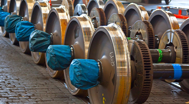 E2M | Rail Asset Management System - Inline Media - Control costs - Media Section - Image