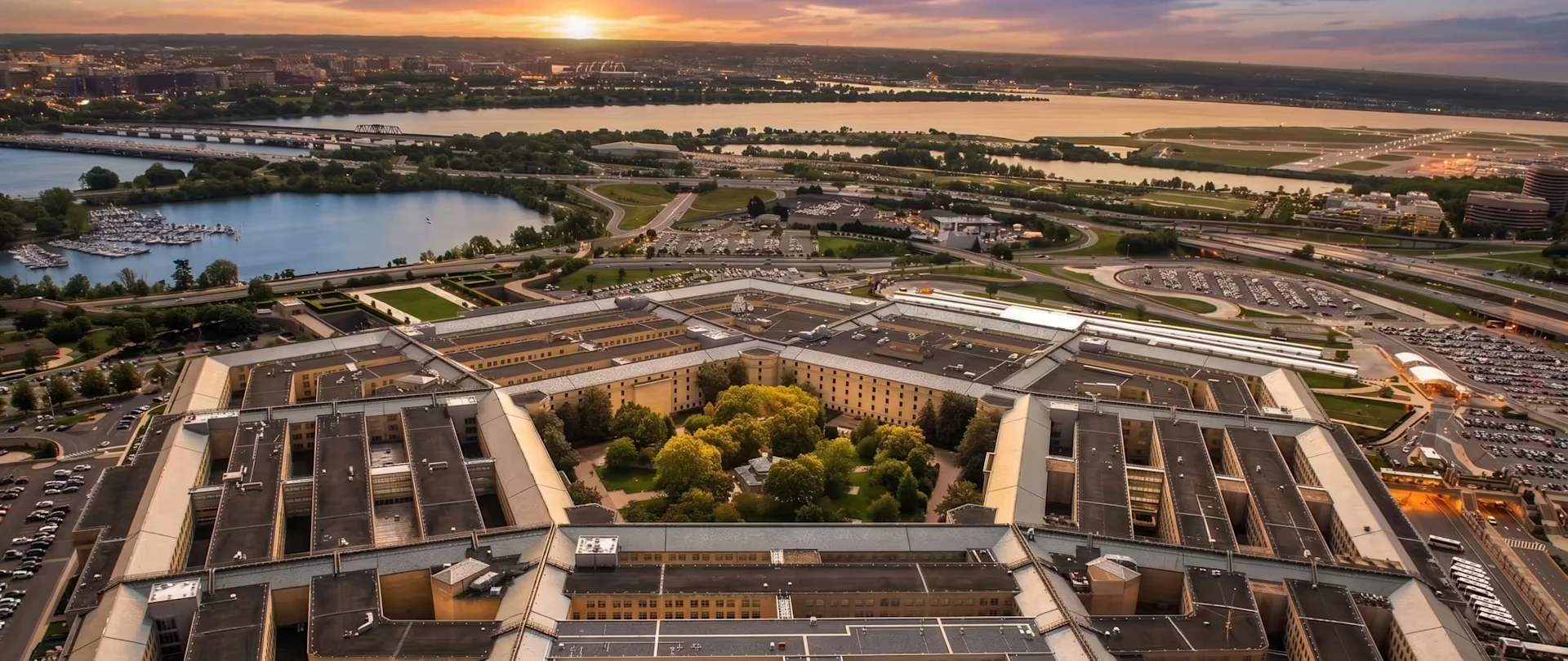Ministerie van Oorlog in Washington D.C. bij schemering