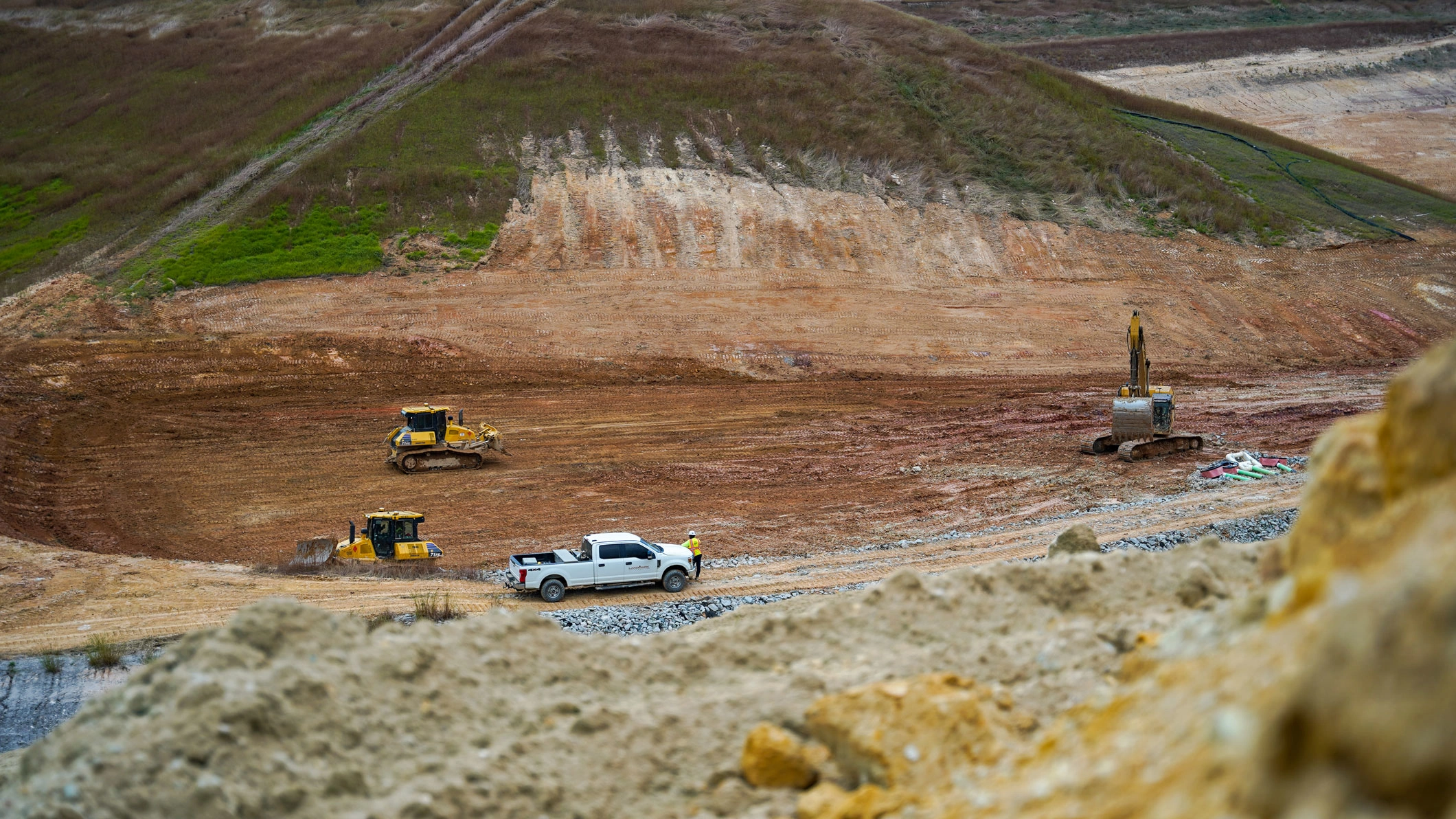 The Landmark team manages the movement of over 24 million cubic yards of material and the placement of more than 500,000 tons of stone at the EV site.