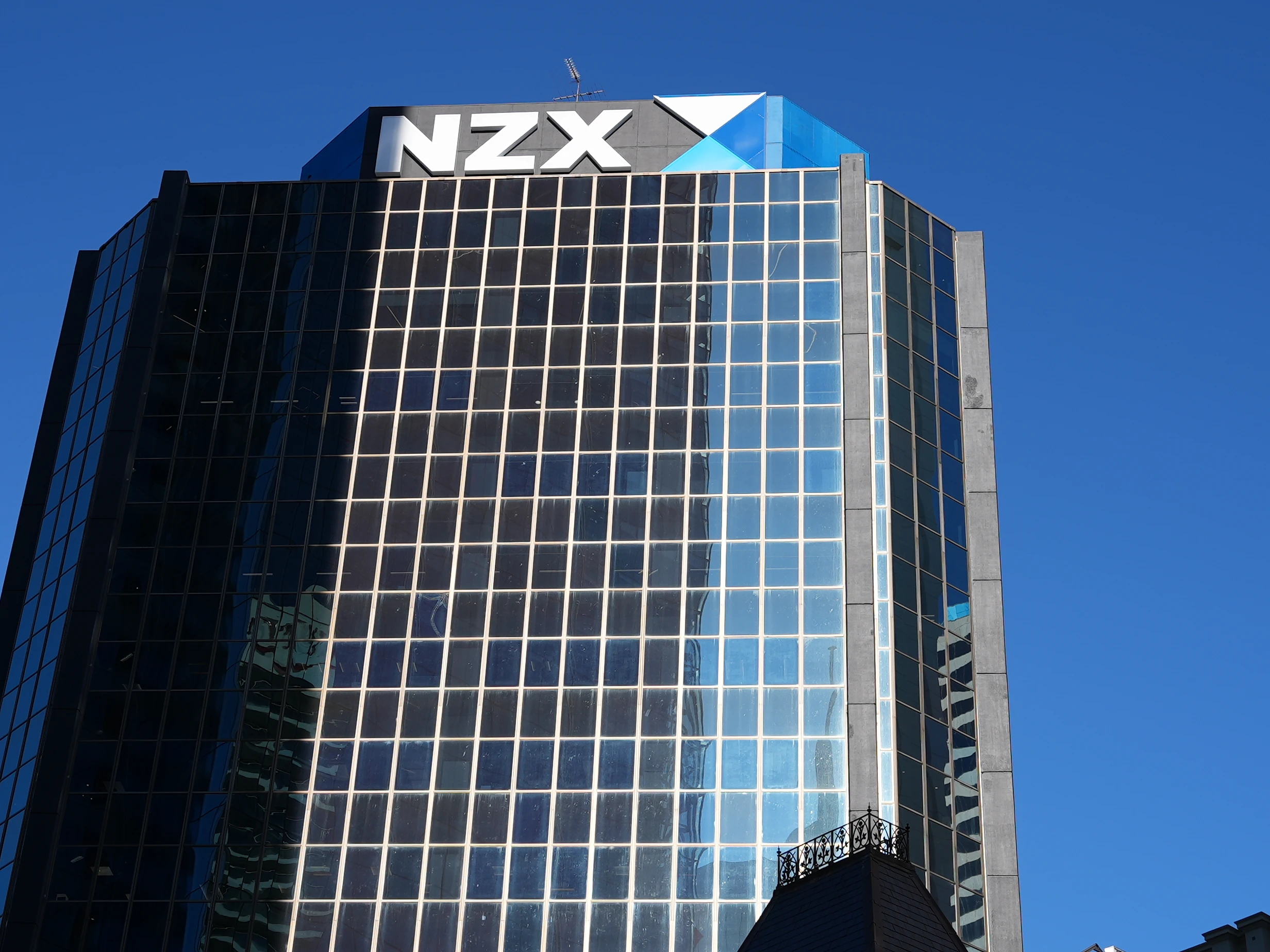 NZX05252