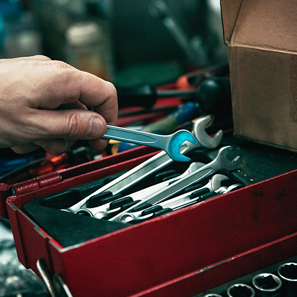 Using Dawn as a Hand Tool Cleaner