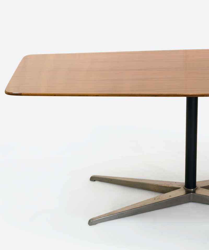 GIO PONTI - Dining table, Model No. BT 201, circa 1950 - Dining Tables & Desks