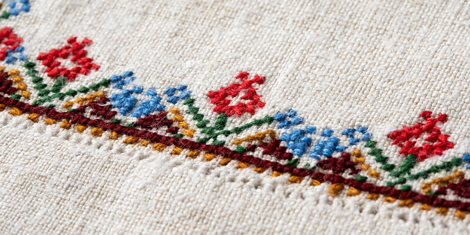 Hungarian Roots in Embroidery | PieceWork