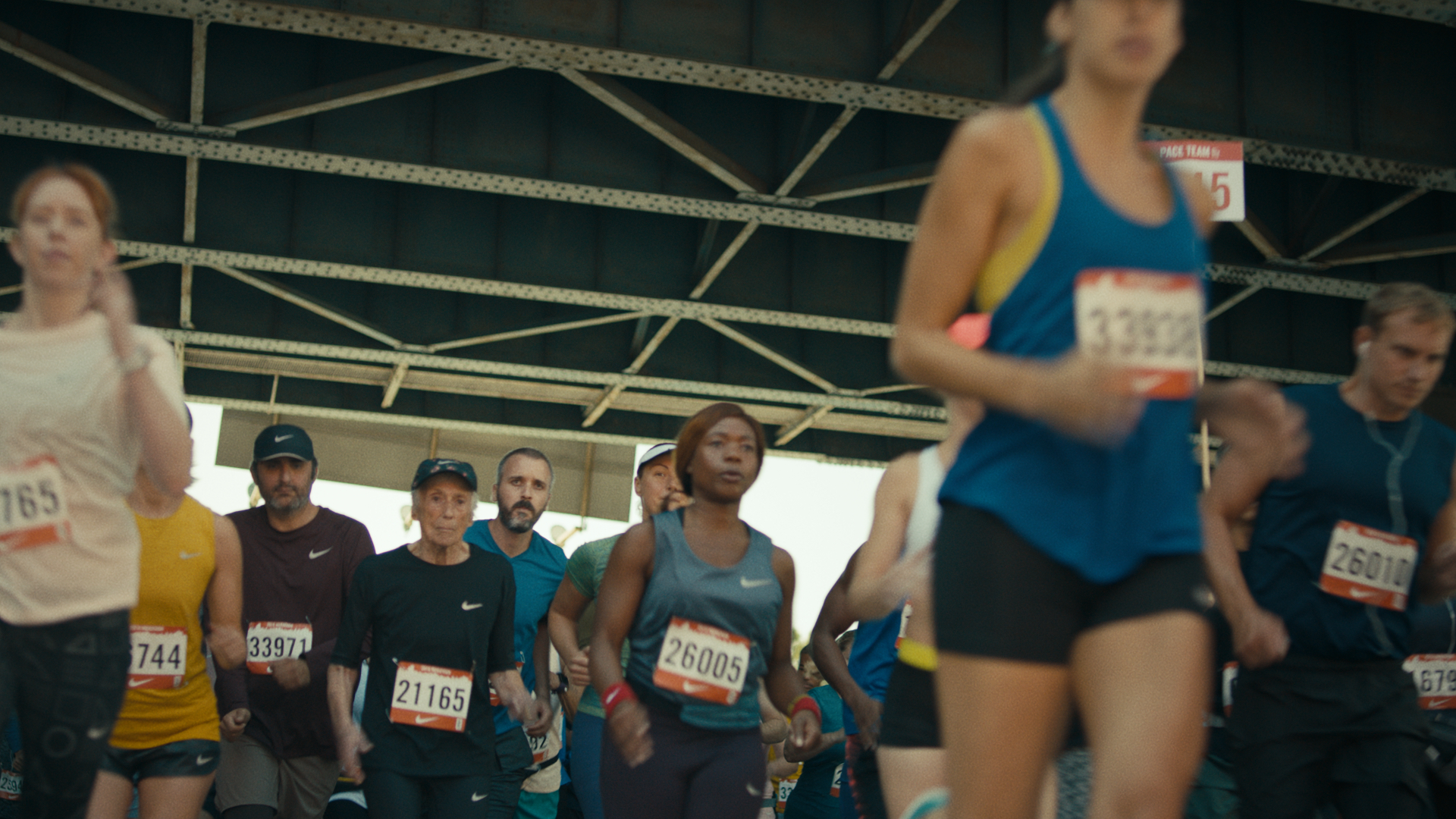 LATE BLOOMER STILL 01