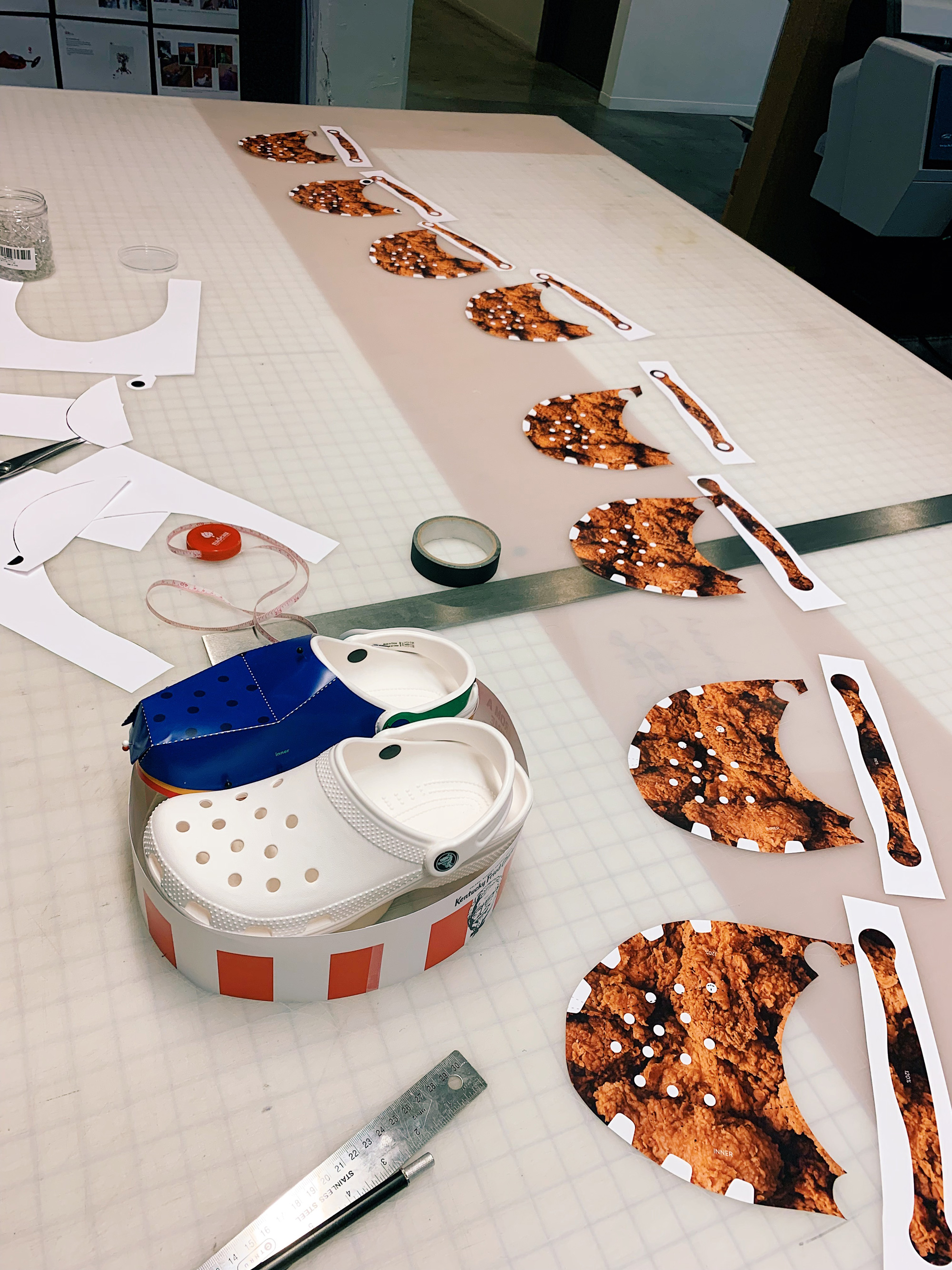 Crocs Design 2 resize