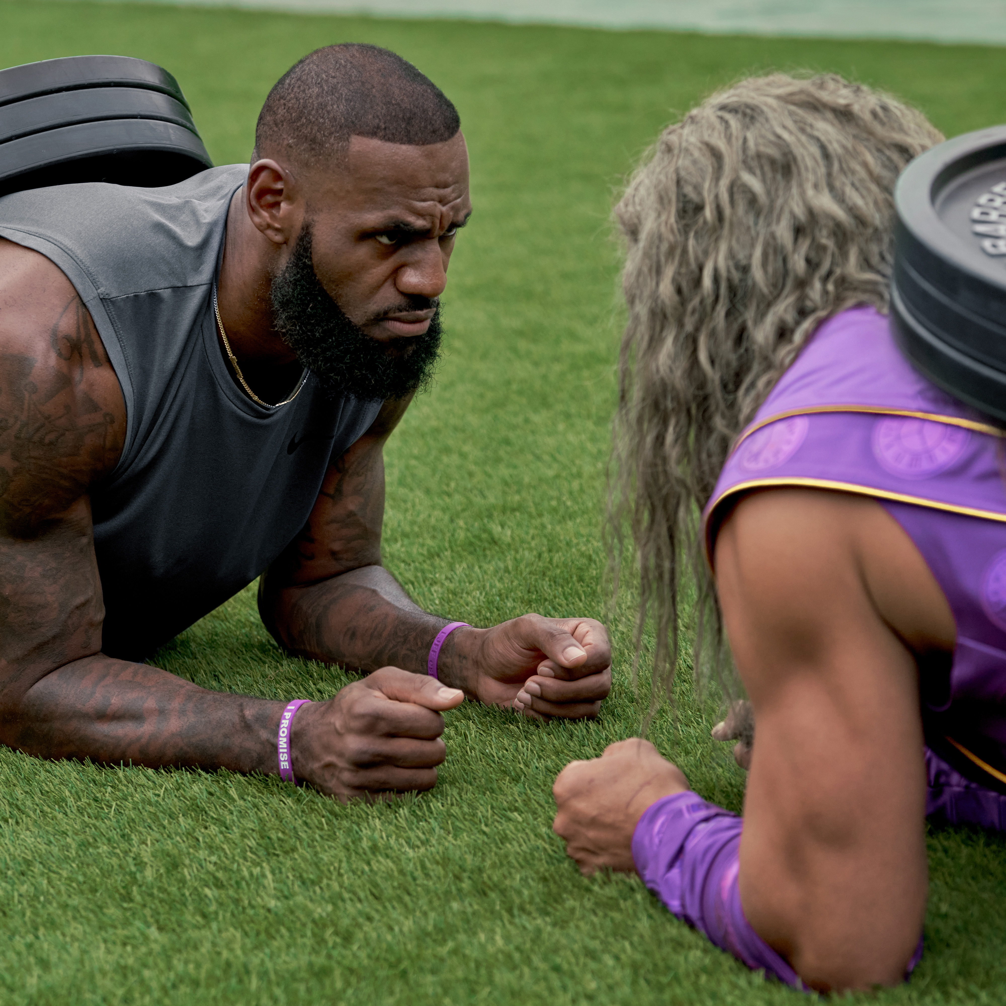 HO22 FATHERTIME NA LBJ 4000x4000 STILL 03 (1)