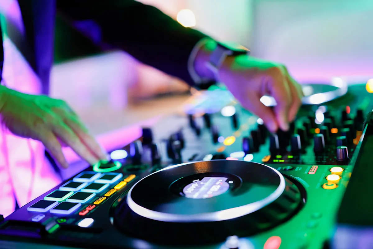 Wedding DJ