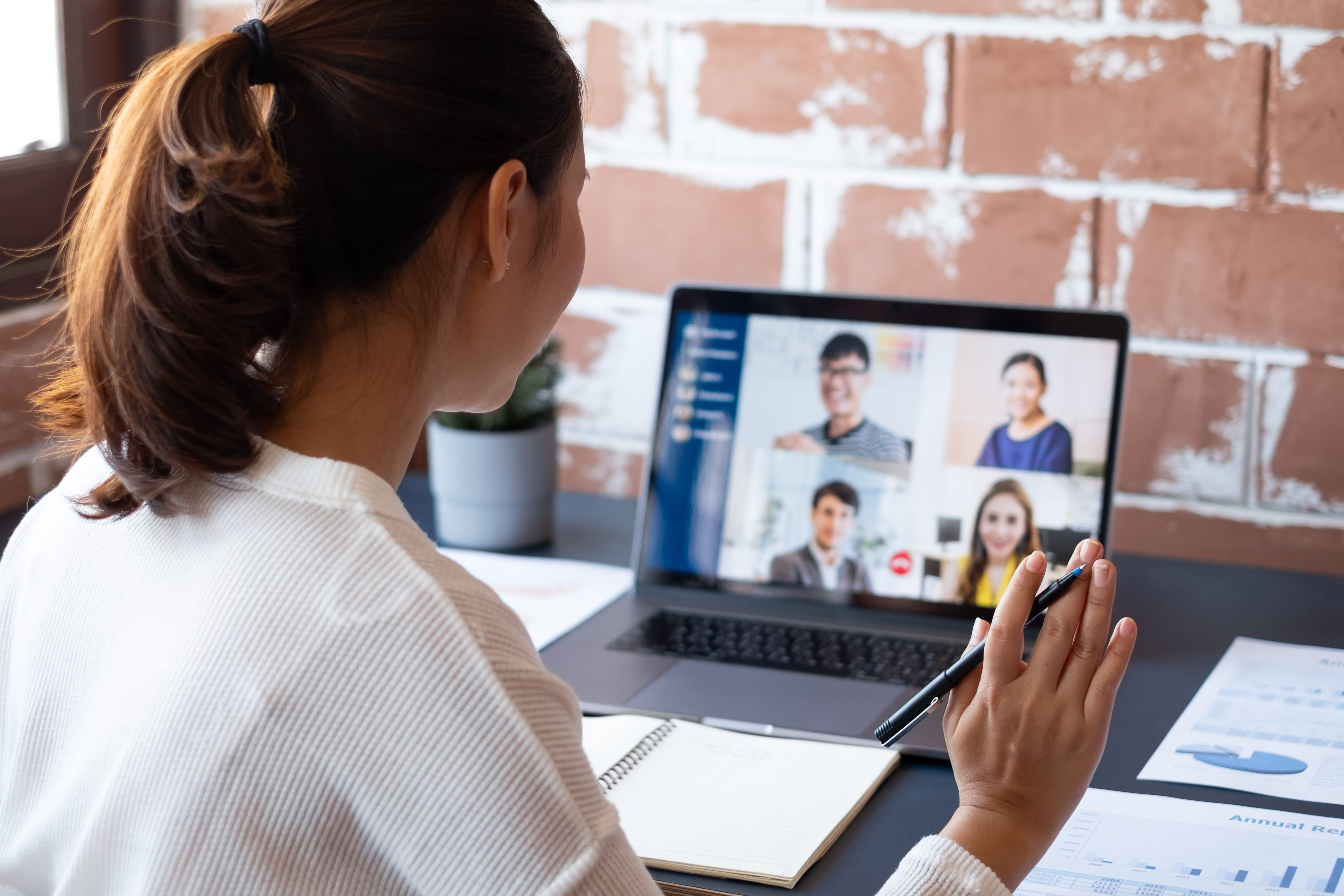 What tasks can a virtual assistant do for your business?