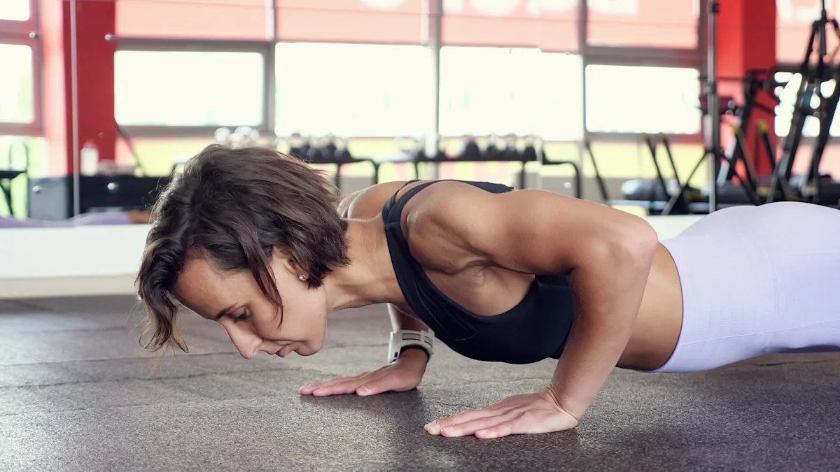 woman doing push ups