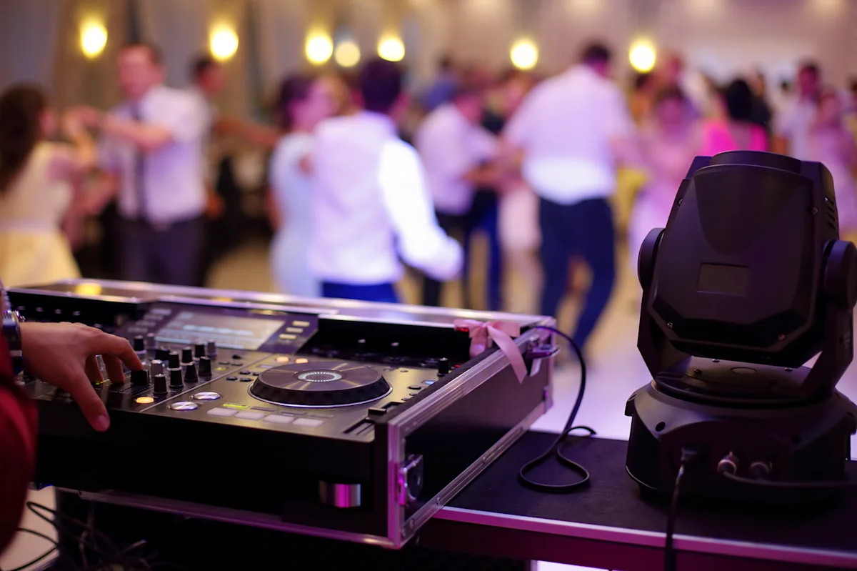 Wedding DJ