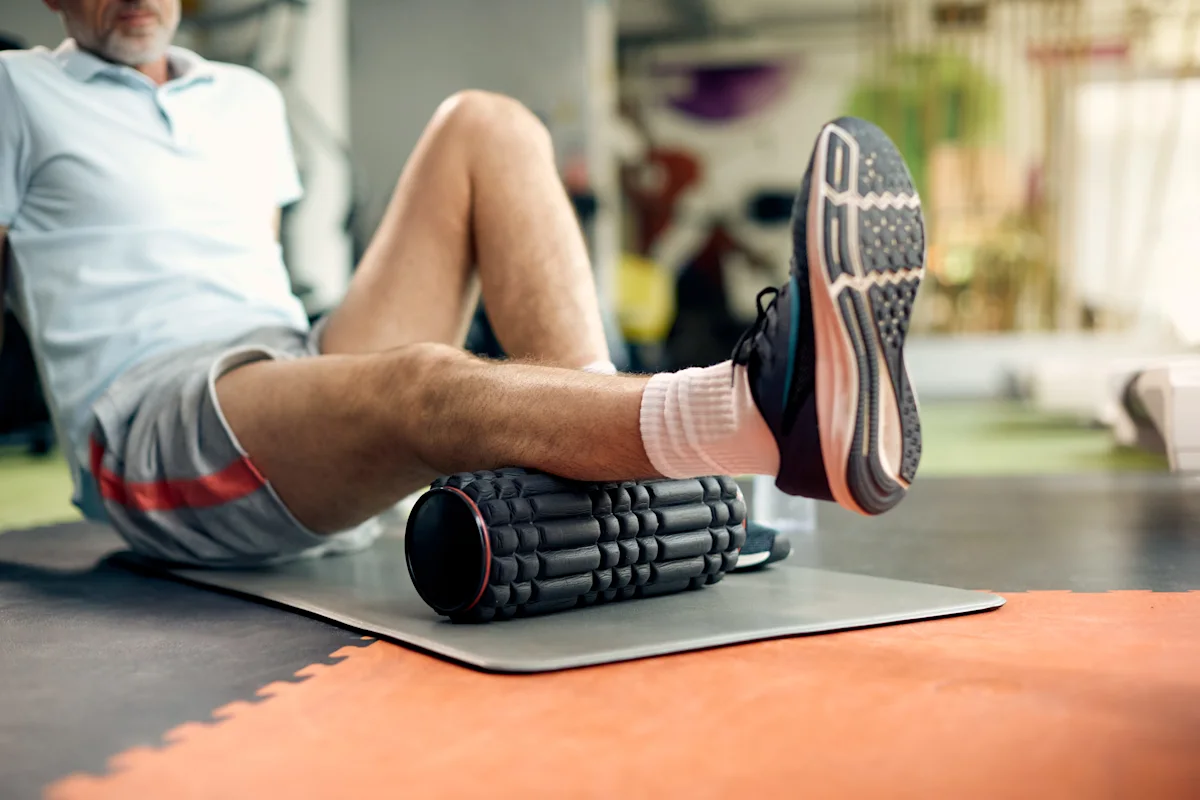 calf foam rolling