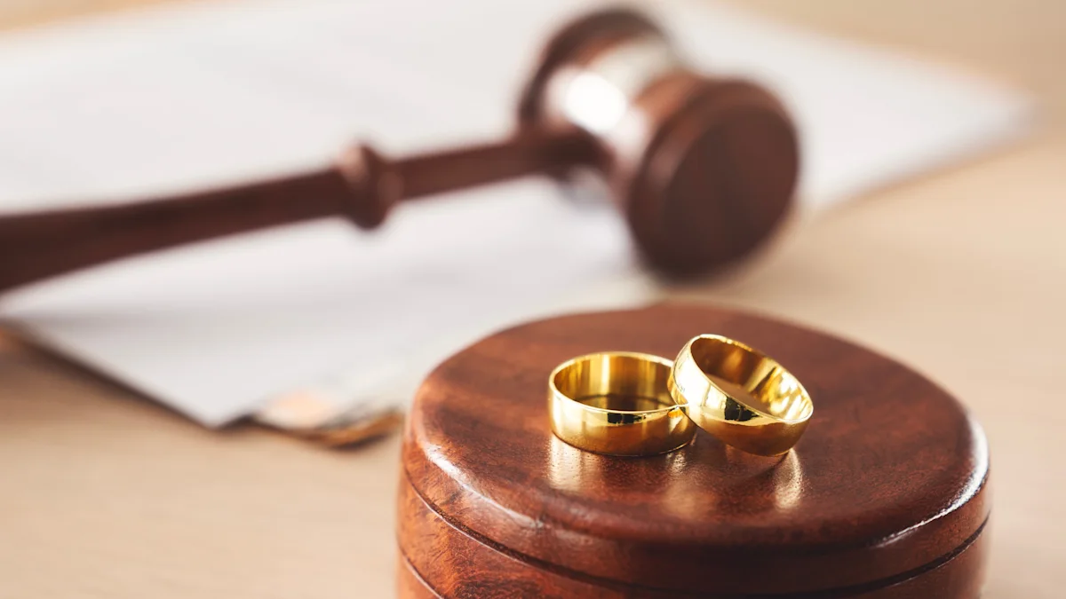 How much does a divorce lawyer cost
