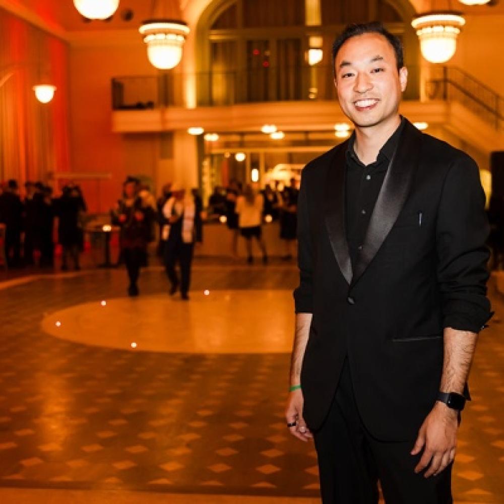 David Ung - Magician