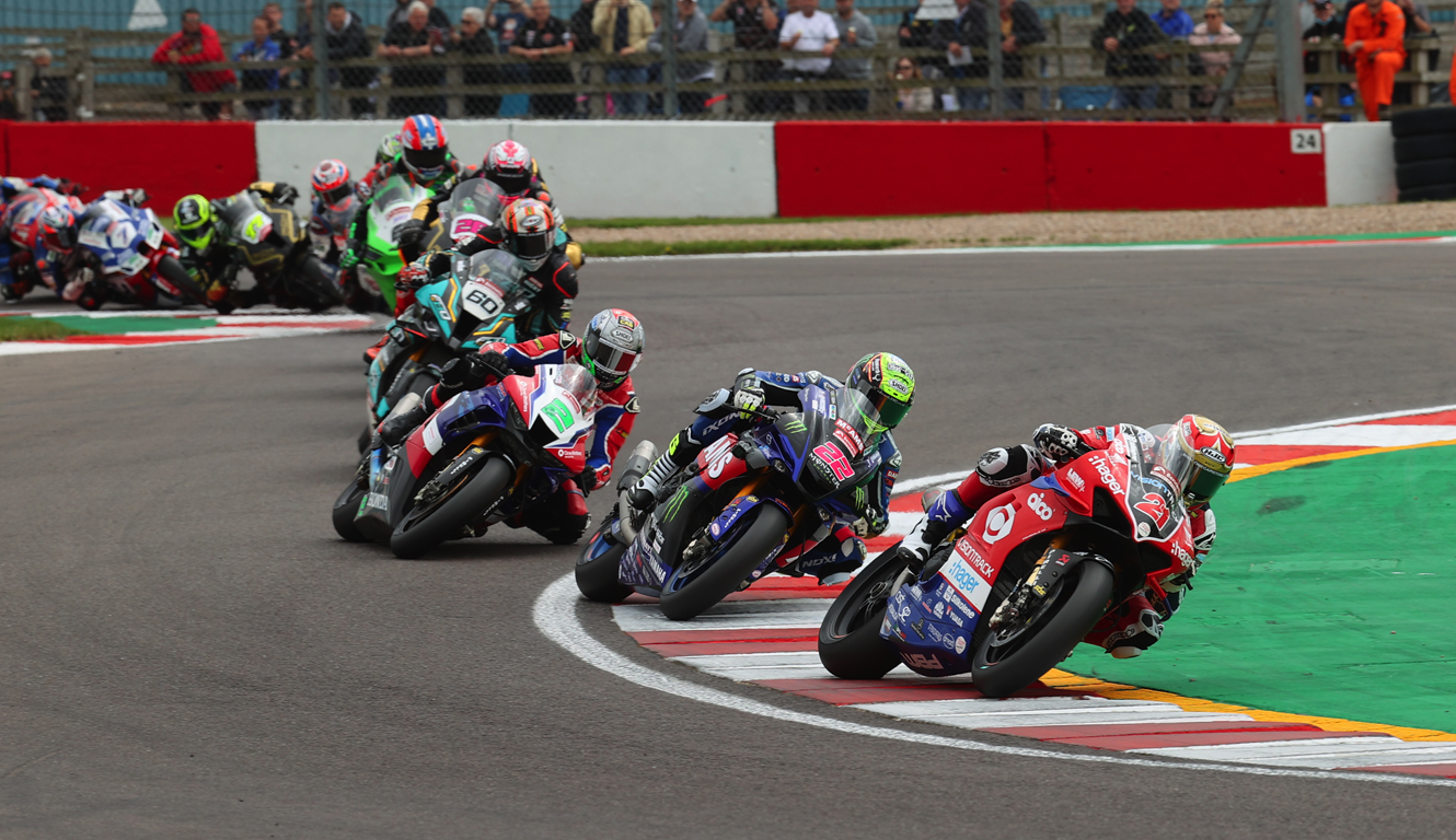 Christian Iddon crashes out of Race 2 at Donington Park after contact ...