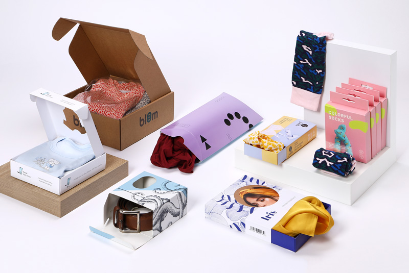 Custom pillow box packaging gift boxes for leggings stockings