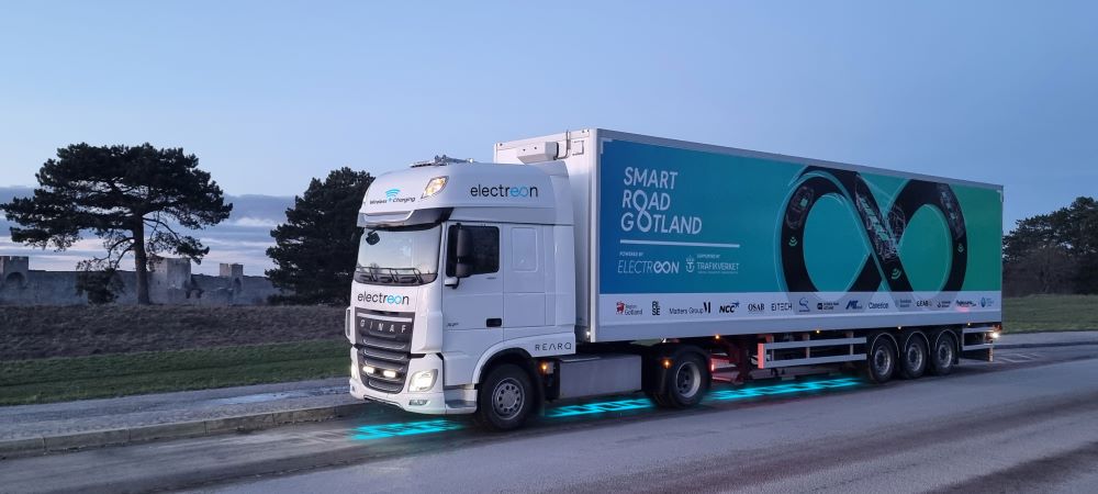 Electreon and GINAF Unveil Successful Electric Truck Integration: Charging a GINAF 50-Ton Electric Truck on the World's First Public Wireless Electric Road for Trucks and Buses