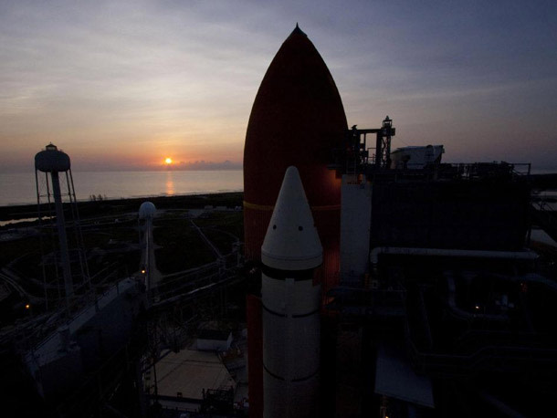 sts135_atlantis_sunrise.jpg