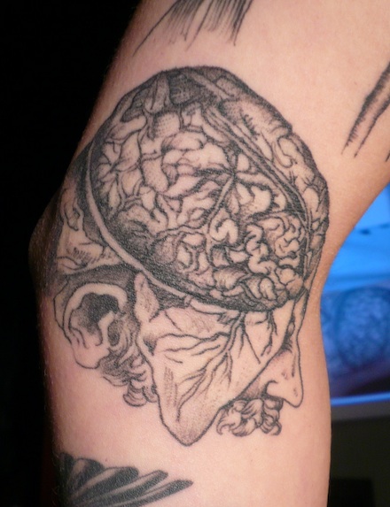 100% handpoked ✺ Anatomical brain and heart for Gaby! Thank you so much for  trusting me with this very special tattoo… | Instagram