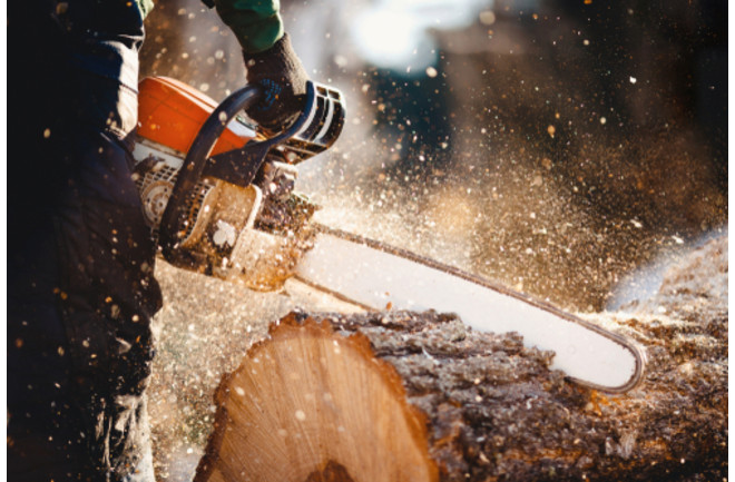 Chainsaw