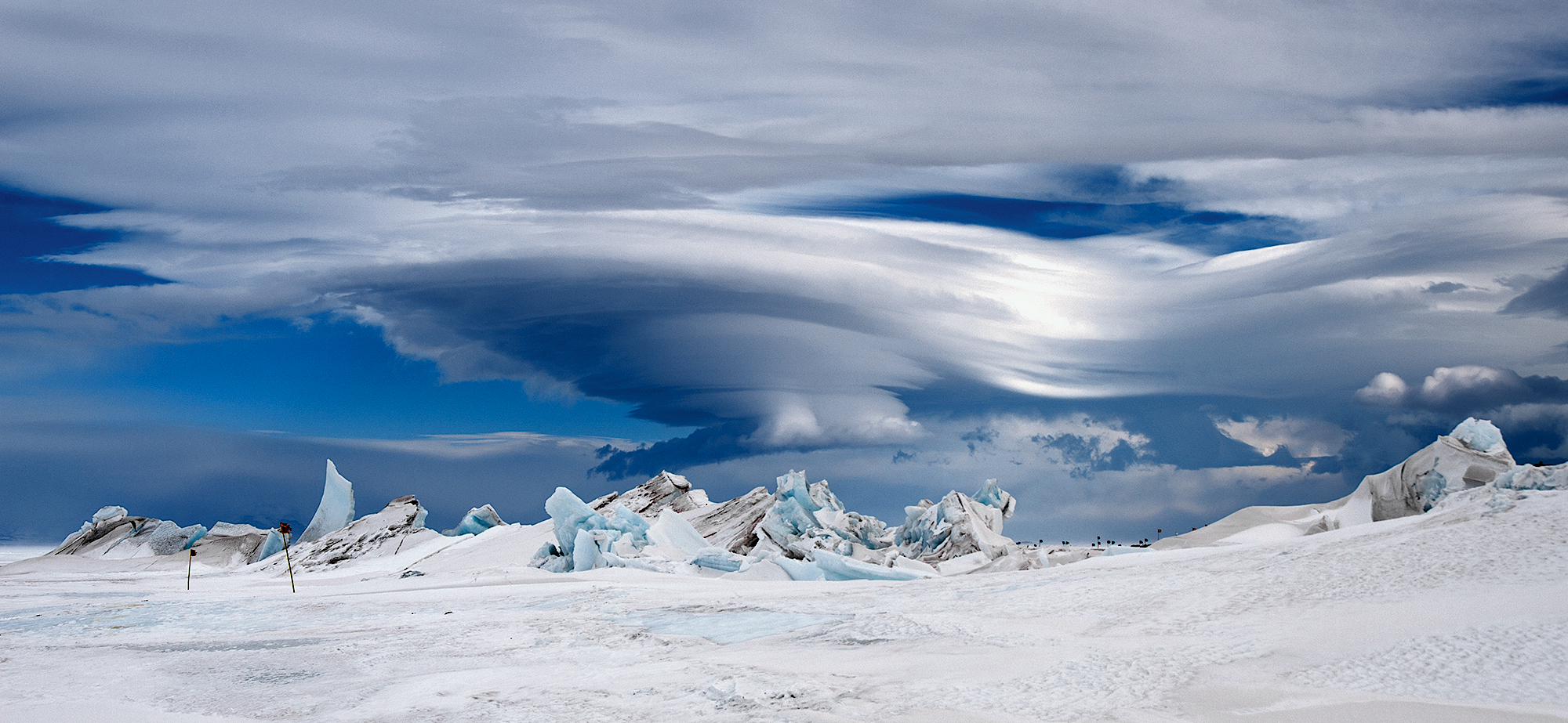 Lenticular-pressure-ridge-Scott-Base-1.jpg