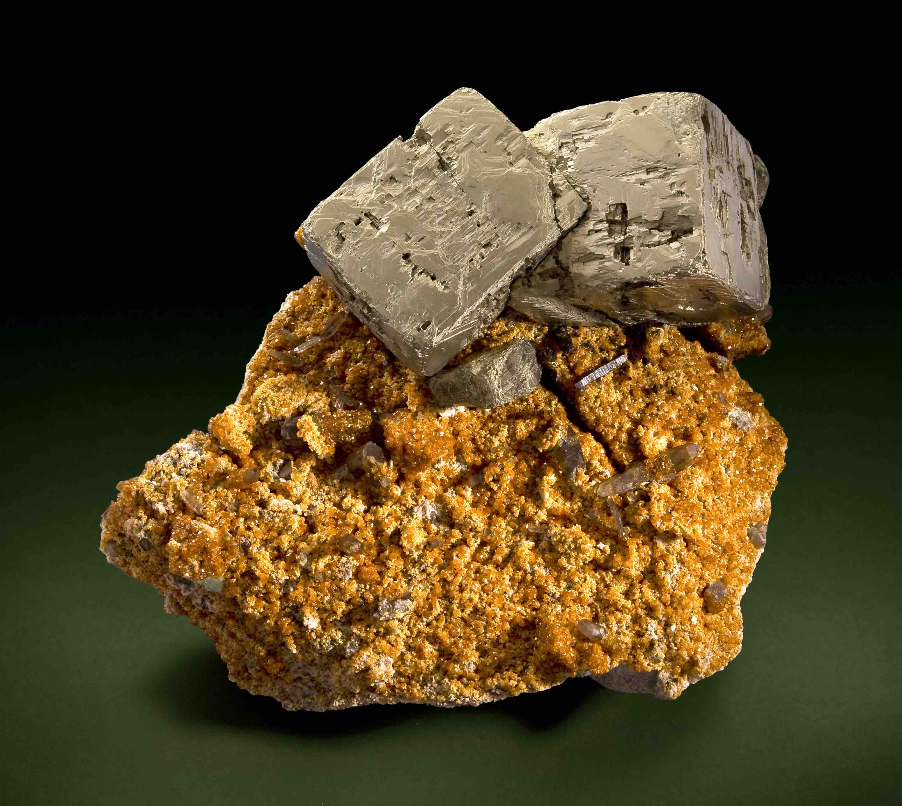 Minerals Reveal a New Comprehending of Primary Existence on Earth