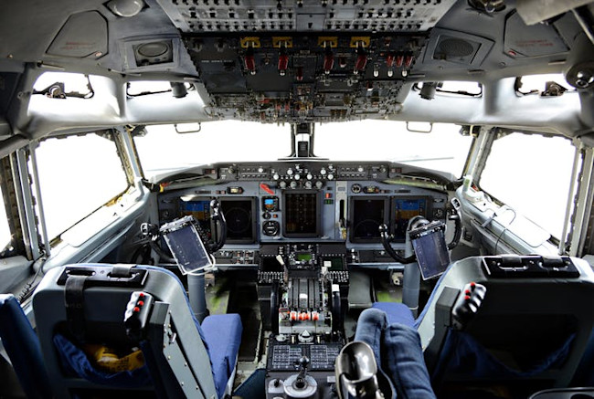 plane cockpit buttons