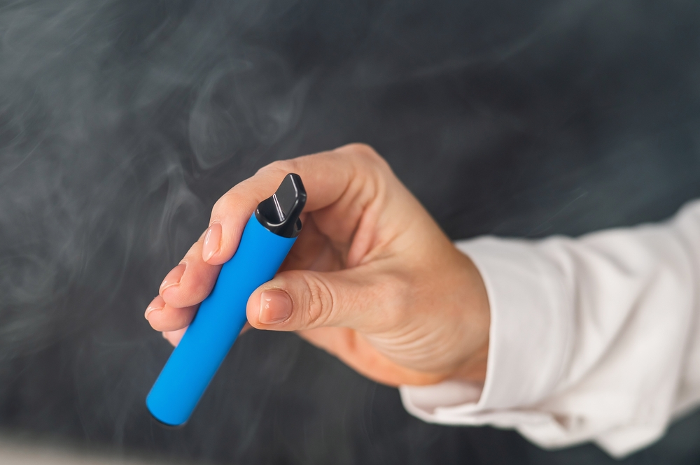Cocaine E-Cigarette Could Help People Struggling with Addiction thumbnail