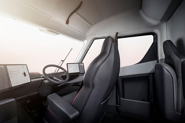 Semi_Interior_Ingress-1024x576.jpg