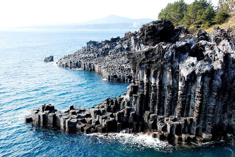 Korea-Jejudo-Coast-03.jpg
