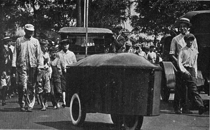 Radio_Controlled_Car_1921