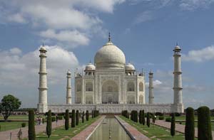 800px-Taj_Mahal_Agra_India.jpg