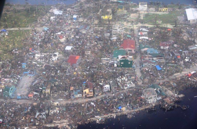 Tacloban-devastation.jpg