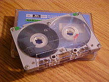 220px-Audio_cassette_tapes.jpg