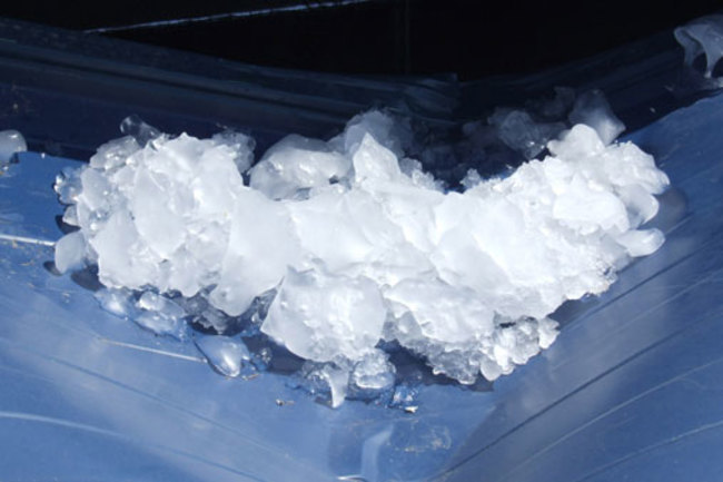 73 Giant Ice Meteors Fall From Clear Skies Discover Magazine 73 Giant Ice Meteors Fall From Clear Skies Discover Magazine