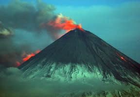 klyuchevskoy_volcano.jpg