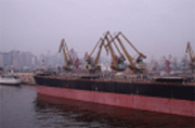 dalian-port.gif