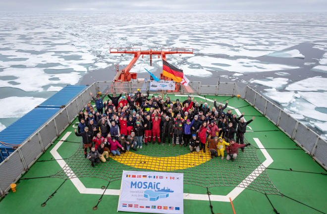 MOSAiC Expedition at the North Pole
